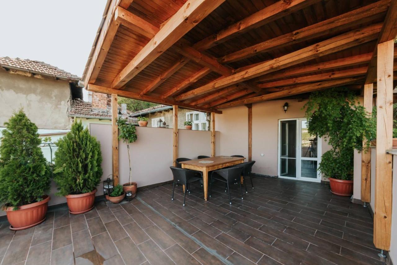 Casa Dea Aparthotel Veliko Tarnovo Buitenkant foto